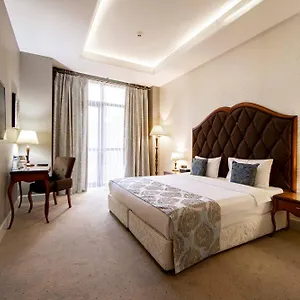 Sapphire Otel