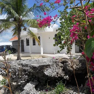 Guest house La Isla 