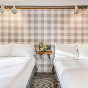 Paramount Times Square Otel