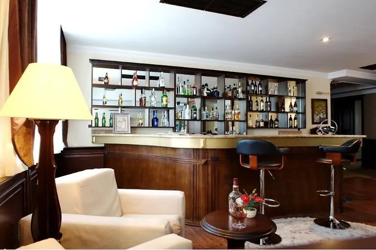 Boulevard Side Hotel باكو