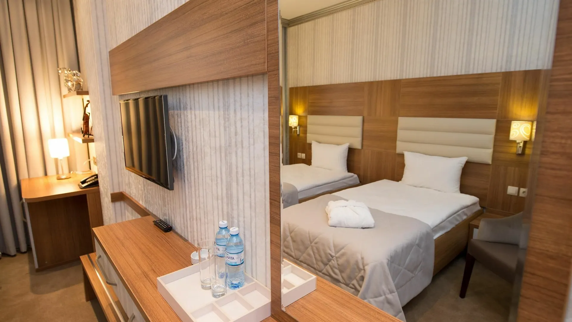 Boulevard Side Hotel باكو
